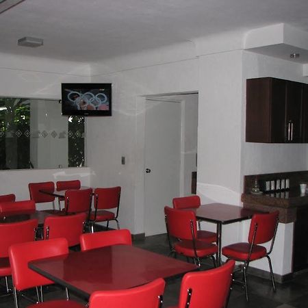 Hotel Y Suites Plaza Manzanillo Eksteriør bilde